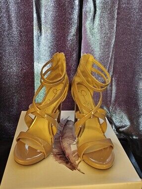 Jessica Simpson  Rayomi Nude Strappy Heels Size 8M
